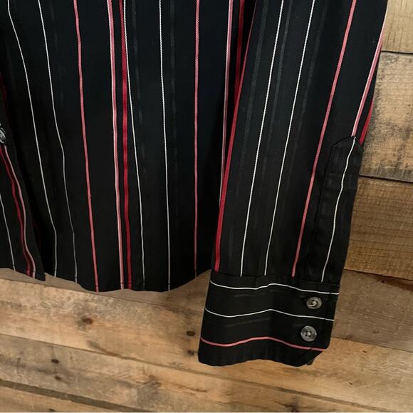 New York & Company Stretch Black And Pink Button Down Size Large - Picture 6 of 10